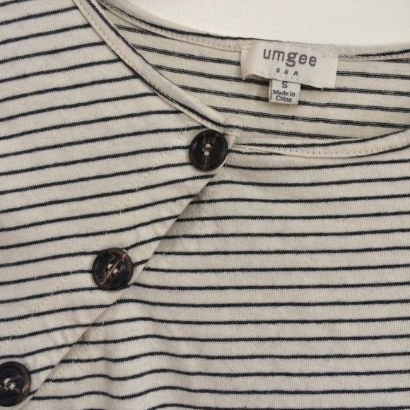 Umgee Striped T-shirt Dress w/ Pockets - Picture 4 of 6